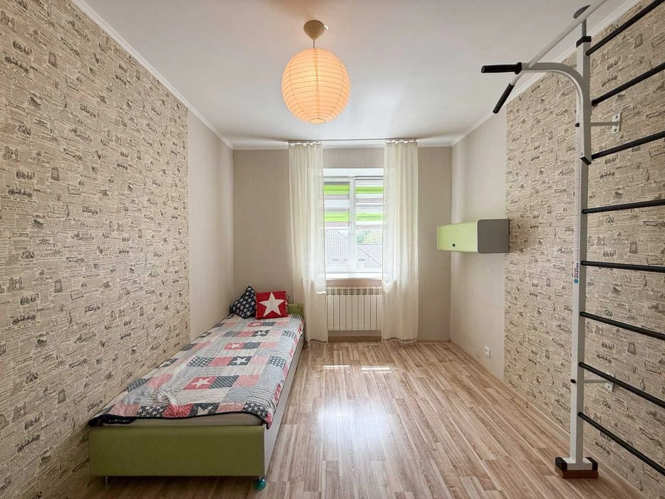 Продаж 3-кімнатної квартири ! 74 м² !