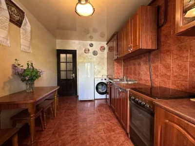 Продаж 3-кімнатної квартири | 55-й район