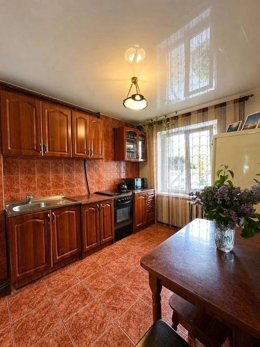 Продаж 3-кімнатної квартири | 55-й район