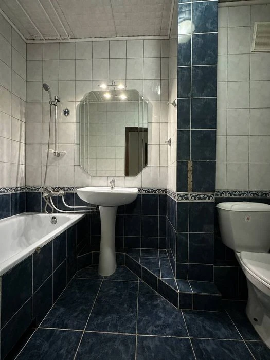 Продаж 3-кімнатної квартири | 55-й район