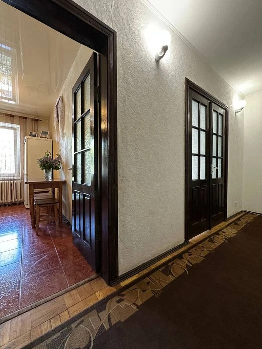 Продаж 3-кімнатної квартири | 55-й район