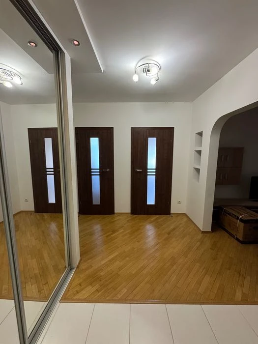 Євротрійка! Арцеулова, ЖКОберіг, 7/9, власник