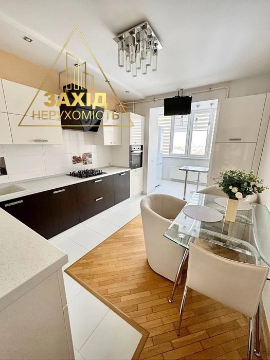 ЄВРОТРІЙКА в Новобудові за СУПЕРЦІНОЮ 1 258 $ / м² неподалік