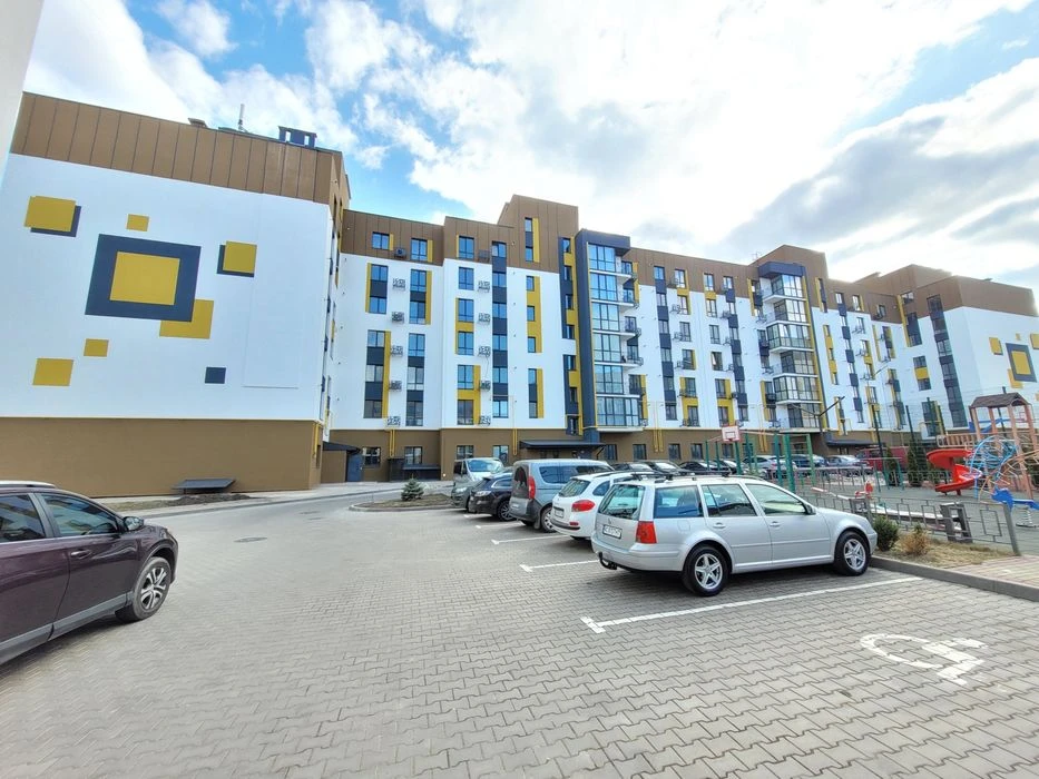 Продамо 2-кім новобудову з євроремонтом!