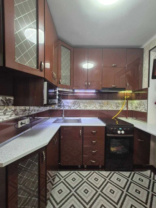 Продається 3 кімнатна квартира