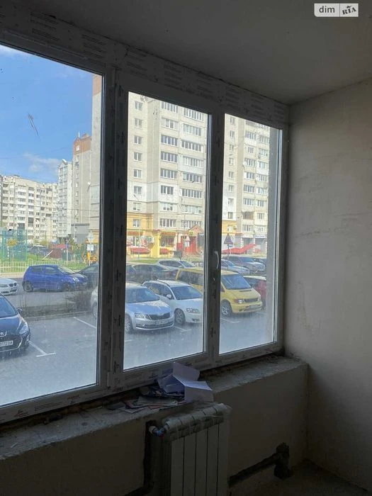 Продається простора квартира площею 72 м² на 1 поверсі
