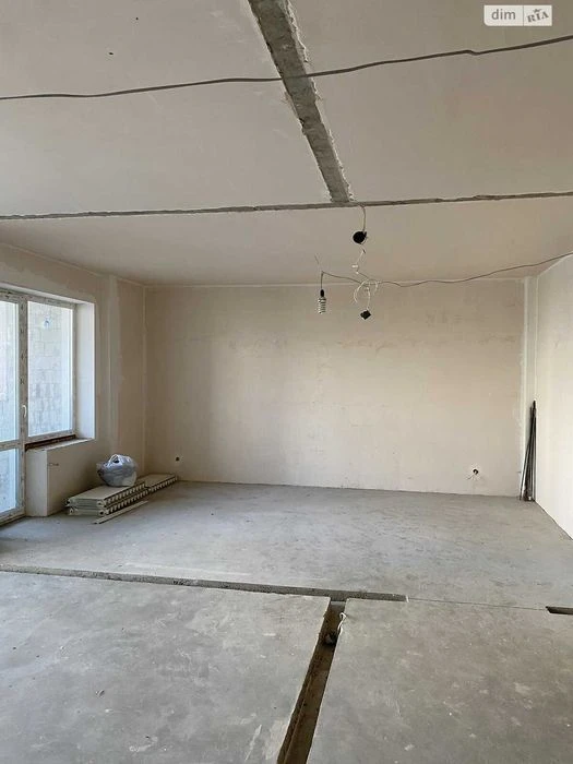 Продається простора квартира площею 72 м² на 1 поверсі