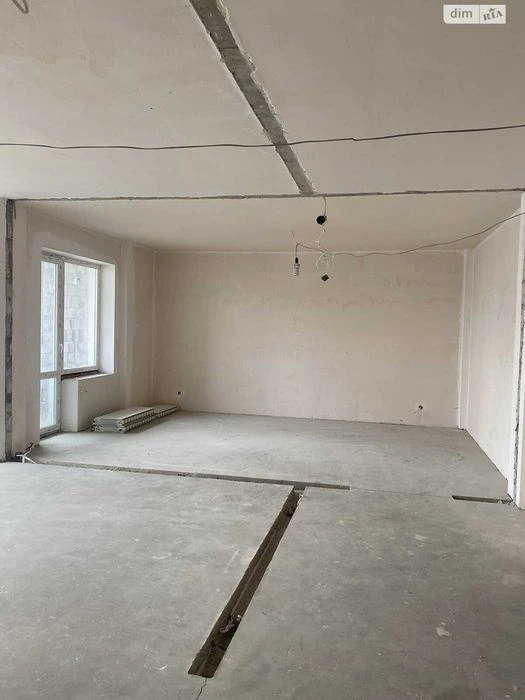 Продається простора квартира площею 72 м² на 1 поверсі