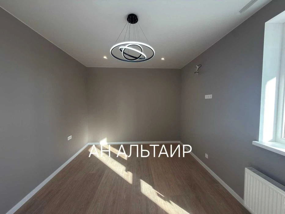 For sale: 2-room apartment (65 sq m) with new renovation in the new Oasis residential complex.