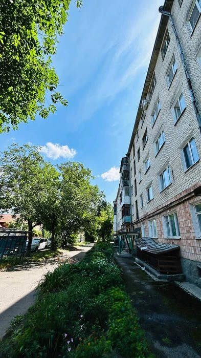 3-кімнатна квартира в центрі Луцька, вулиця Коперника 66А