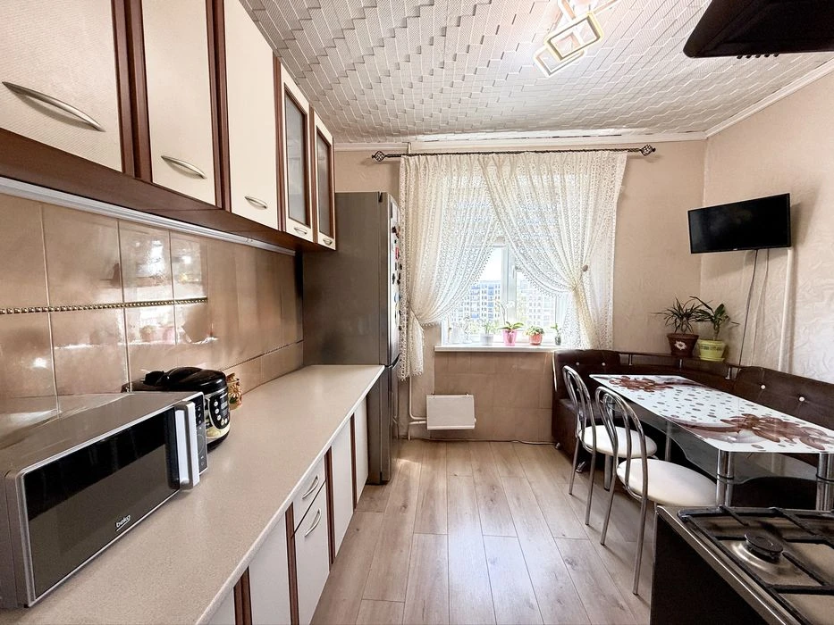 Продаж 2к квартири з ремонтом, р-н ДПЗ