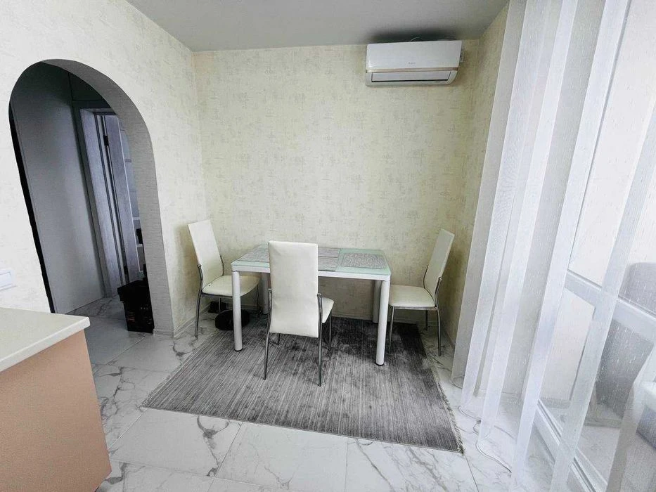 Продам 1к квартиру ЖК Мира-1, ХТЗ, кап.ремонт, мебель техник