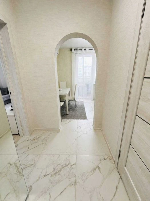 Продам 1к квартиру ЖК Мира-1, ХТЗ, кап.ремонт, мебель техник