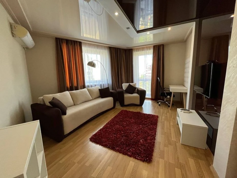 Продажа 2 км квартиры рядом с центром