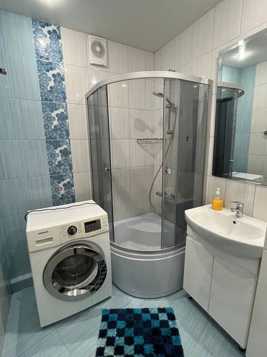 Продажа 2 км квартиры рядом с центром
