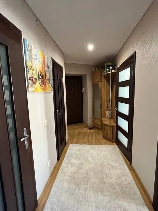 Продажа 2 км квартиры рядом с центром