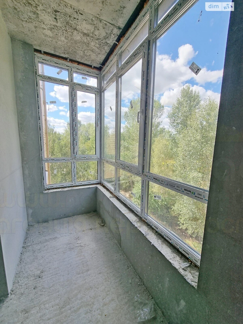 Продаж Квартира Масани
