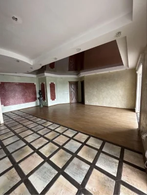Продаж 3-х кім квартири104 м²  по вул. Шевченка (район Горса