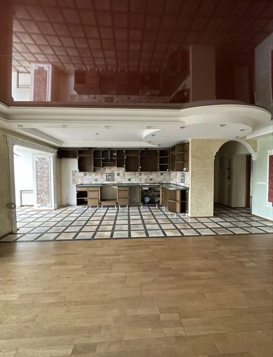Продаж 3-х кім квартири104 м²  по вул. Шевченка (район Горса