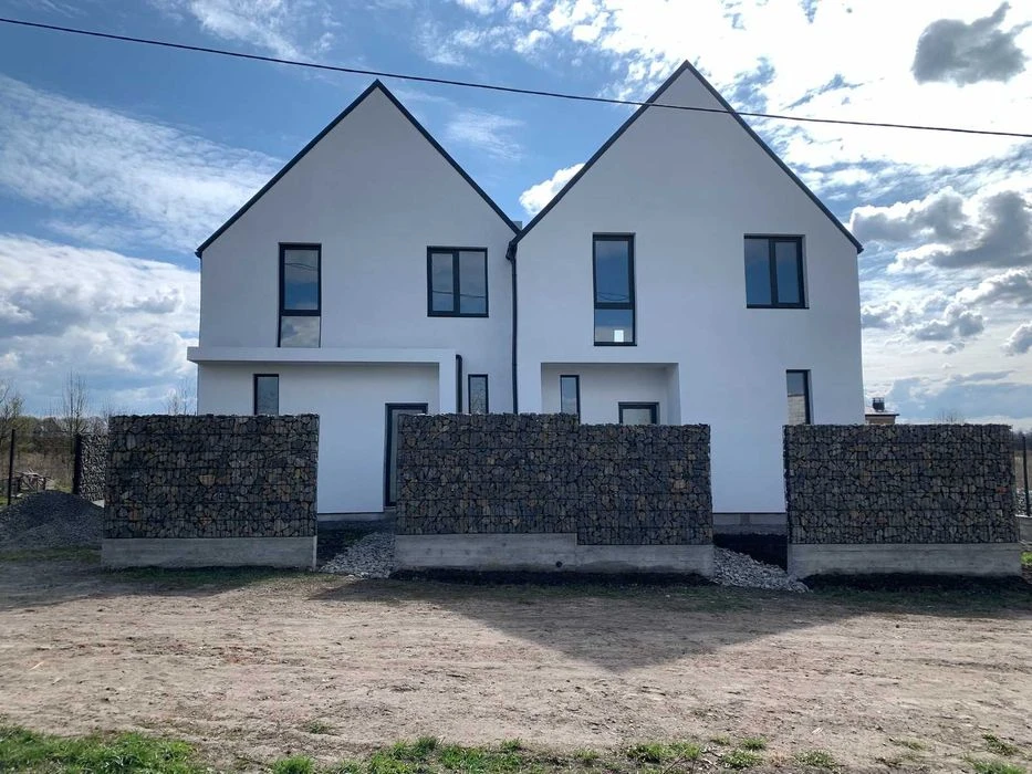 Exclusive duplex for sale in Tyazhylov