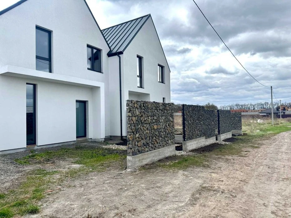 Exclusive duplex for sale in Tyazhylov