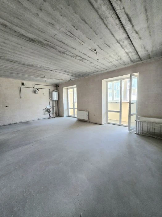 Простора  квартира 79 м² з АВТОНОМКОЮ, поруч річка та зелена