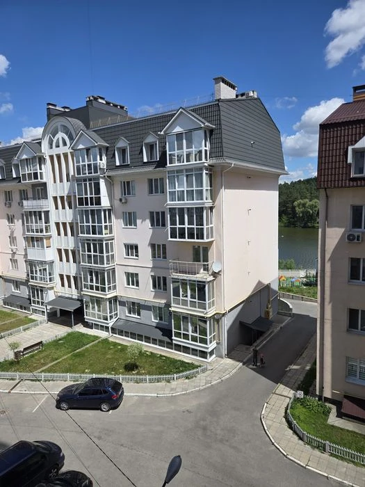 Простора  квартира 79 м² з АВТОНОМКОЮ, поруч річка та зелена