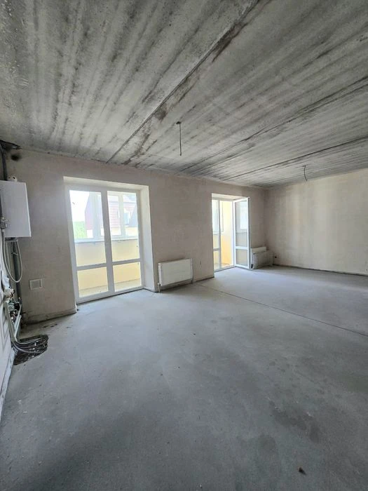 Простора  квартира 79 м² з АВТОНОМКОЮ, поруч річка та зелена