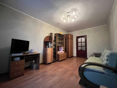 Продається 3-кімнатна квартира, 62,1 м², район Голівуд. LD
