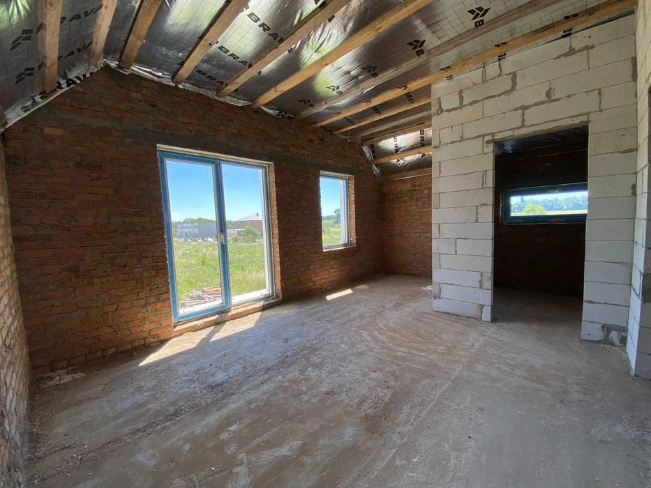 Exclusive duplex for sale in Tyazhylov