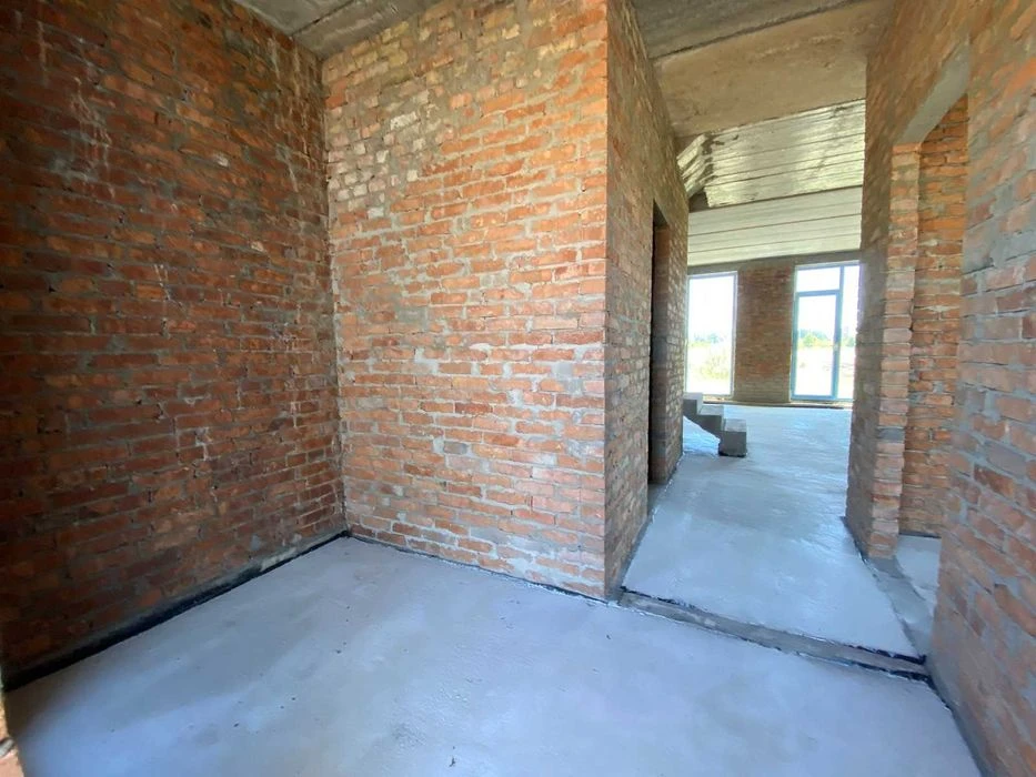 Exclusive duplex for sale in Tyazhylov