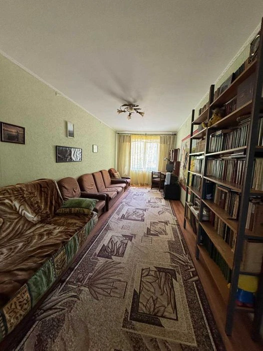 3-х кімнатна квартира по пр. Миру