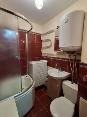 Продаж. 2 кімнатна квартира Круг
