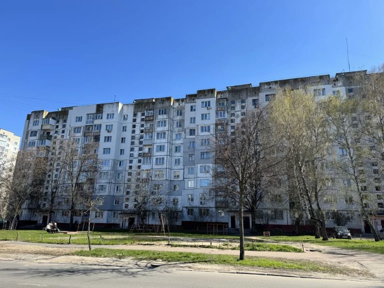 Продаж 1-кімнатної квартири в самому центрі міста — 3 поверх