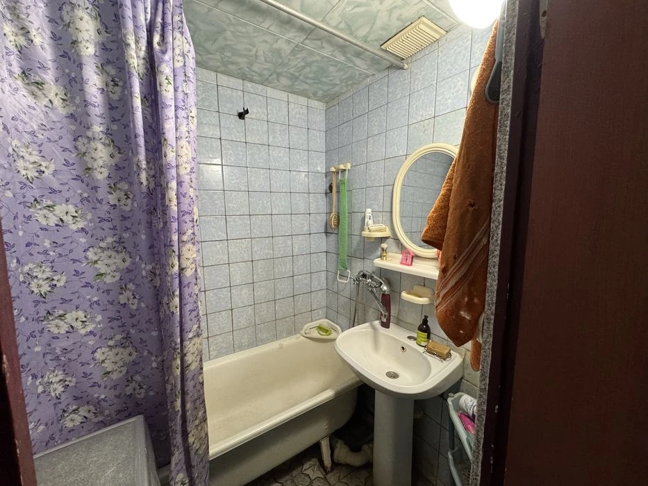 Продаж 1-кімнатної квартири в самому центрі міста — 3 поверх