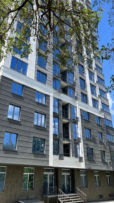 Терміновий продаж 1 кімнатної квартири в центрі міста