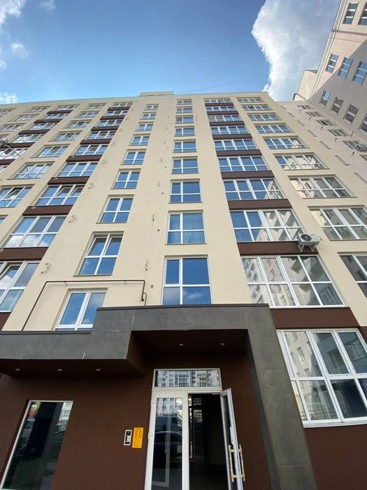 Продаж 1-кімнатної квартири з ремонтом та автономним опаленн