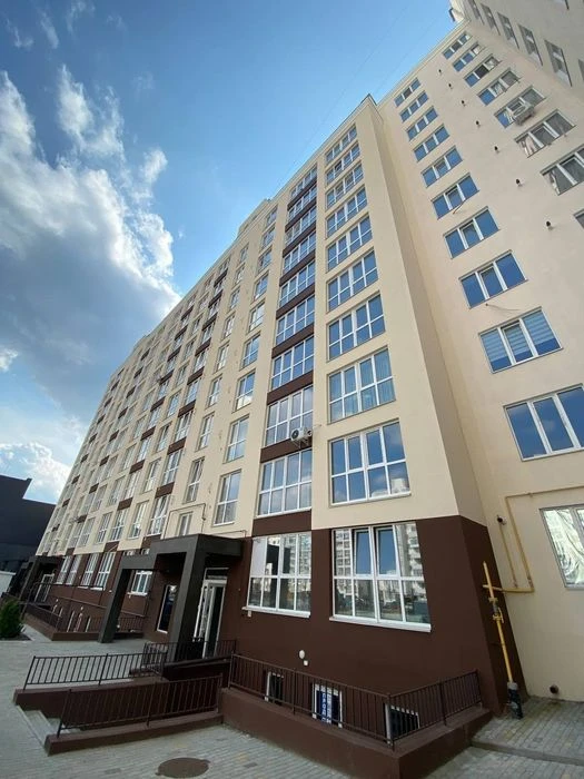 Продаж 1-кімнатної квартири з ремонтом та автономним опаленн