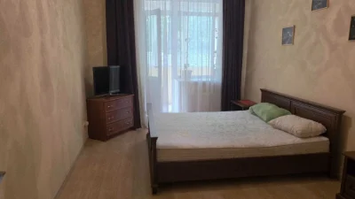 Квартира студія двокімнатна 1 поверх цегляного будинку