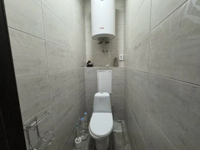 2-кімнатна квартира, 73 м², євроремонт, меблі залишаються, ц