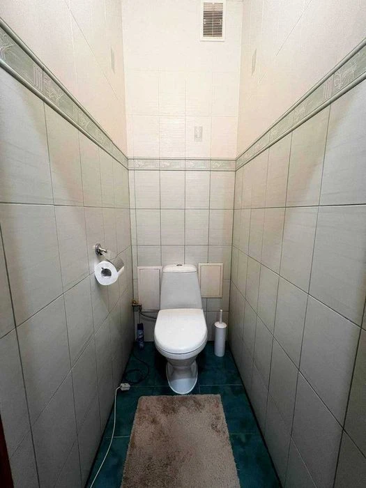 Продам 2 кімнатну квартиру проспект Перемоги 5 Кутів