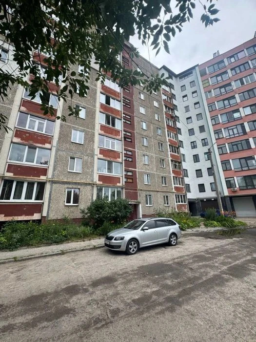 Продаж 3-кім. квартири 71,2м2 зручне роздільне планування