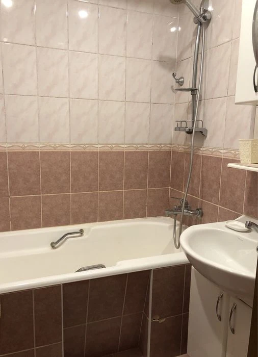 Продаж 5 -ти кімнатна квартира р-н Градецький