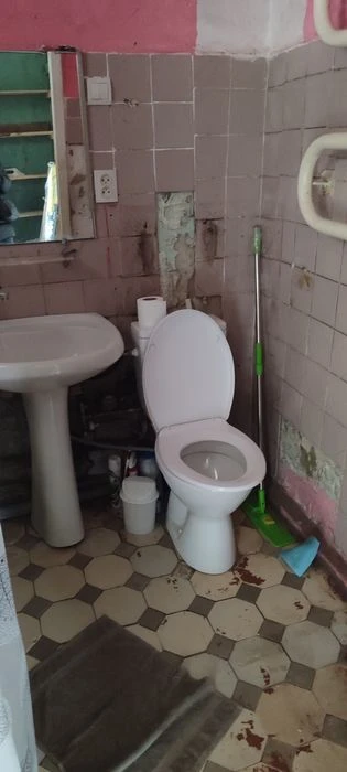 Продам 2х кімнатну квартиру район 5 Кутів!!