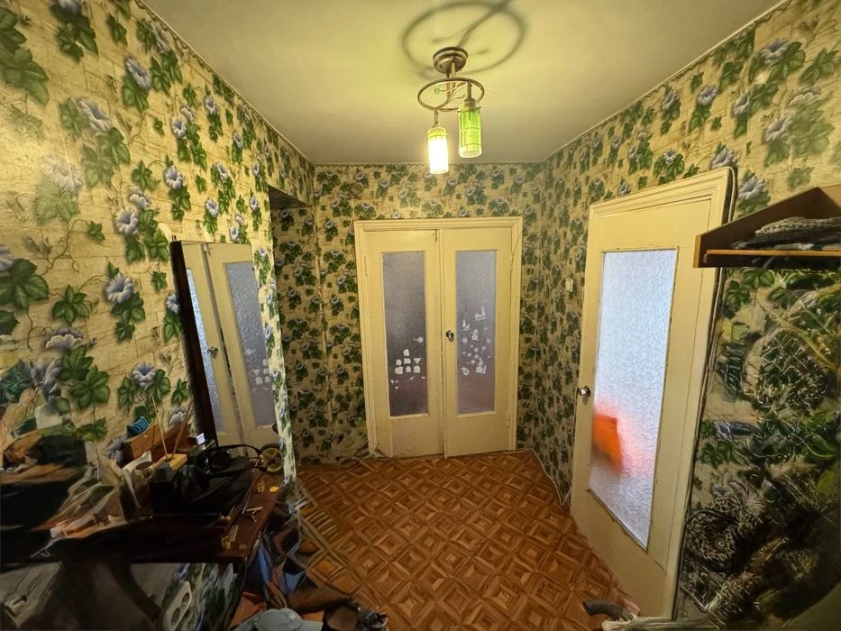 Продаж 3-кімнатної квартири  68м2, цегла, гарний район