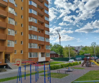 ЗНИЖЕНА ЦІНА!!Дворівнева кв-ра з кухнею-їдальнею 44м2!!Центр