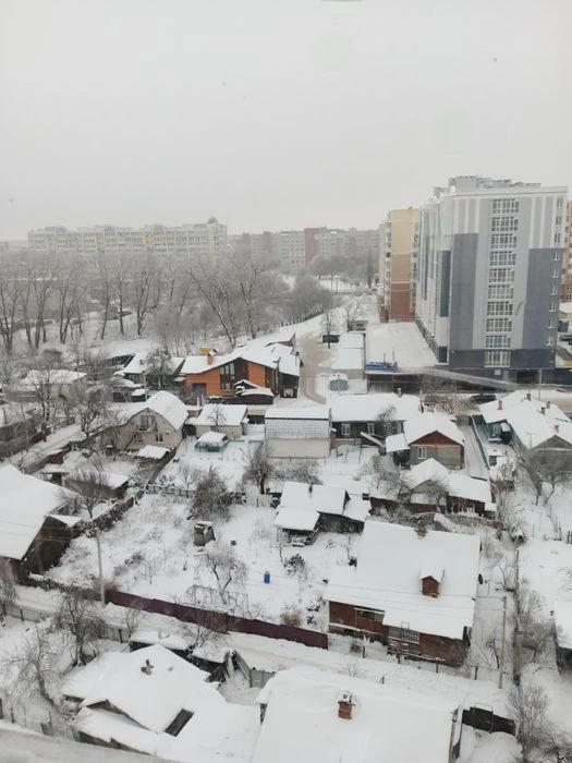 ЗНИЖЕНА ЦІНА!!Дворівнева кв-ра з кухнею-їдальнею 44м2!!Центр