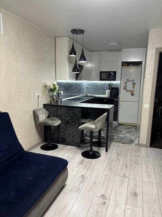Продам 1 кім.кв.вул.Незалежності