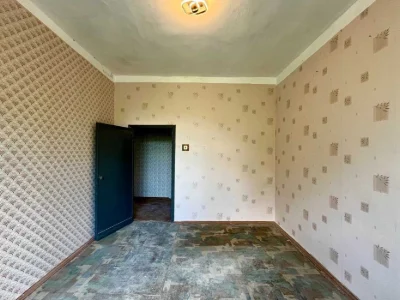 Продаж великої 2-кімнатної квартири в Центрі міста по вул. Р