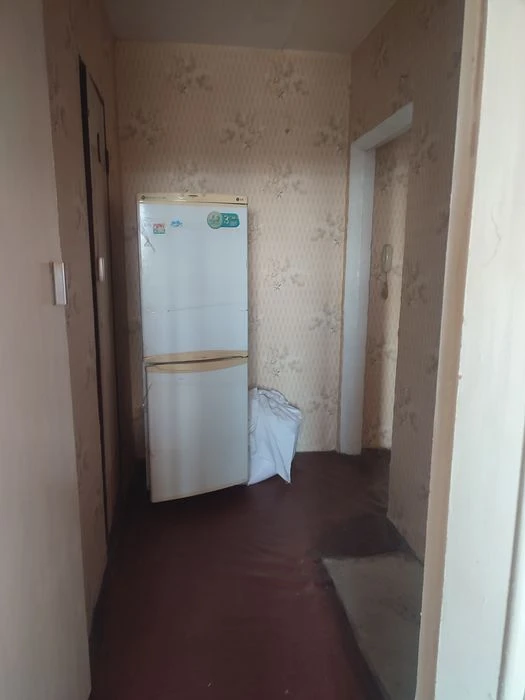 Продаж 1 кім, Дніпровська